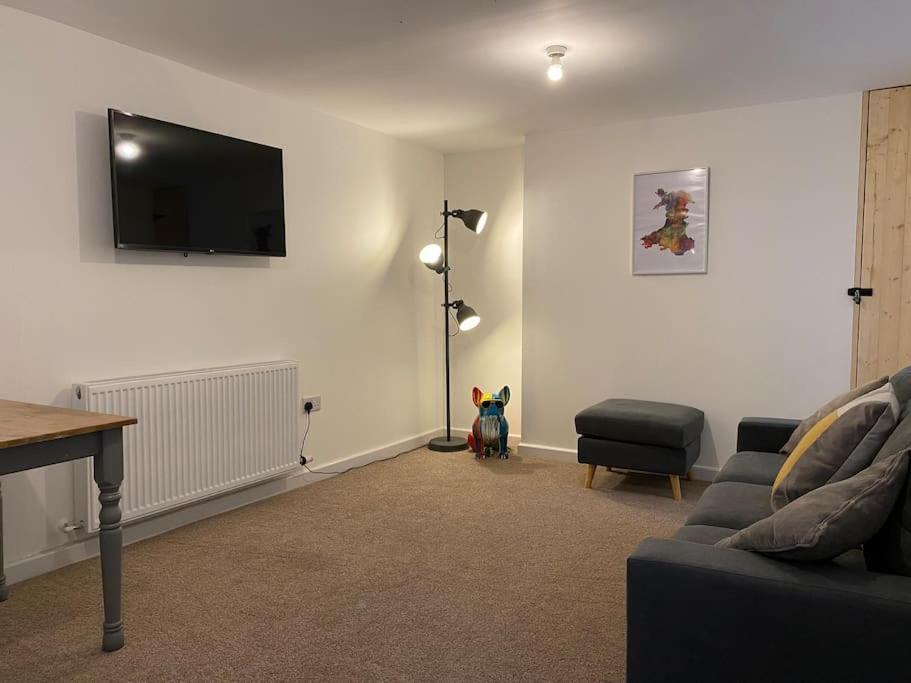Modern 2 Bedroom Cottage Near Bike Park Wales. Merthyr Tydfil Ngoại thất bức ảnh